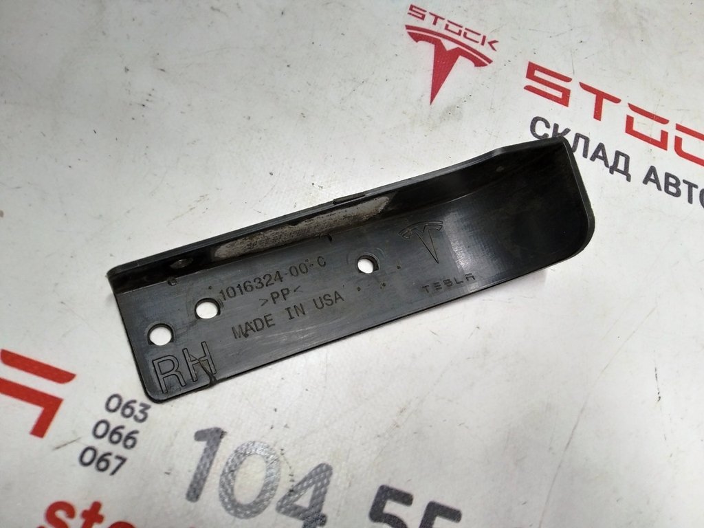 4 Suport căptușeală aripă dreapta spate Tesla model S REST 1016324-00-C